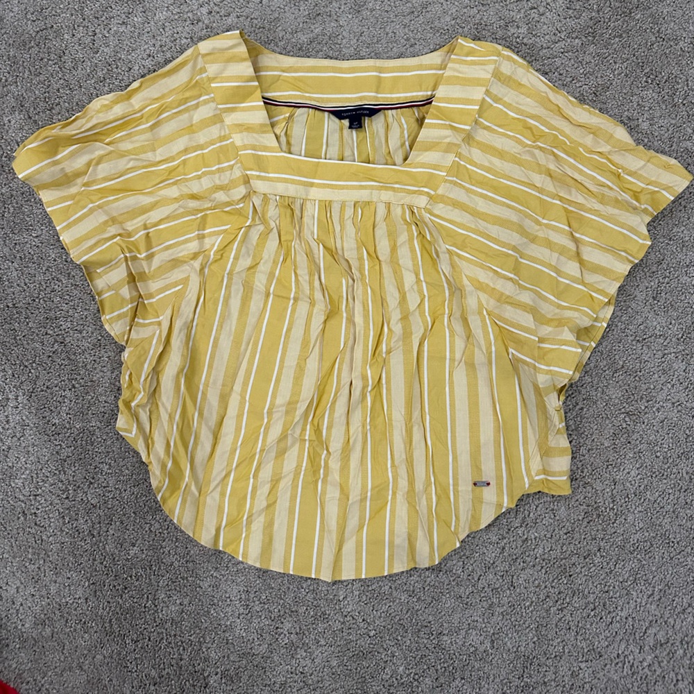 Tommy Hilfiger top